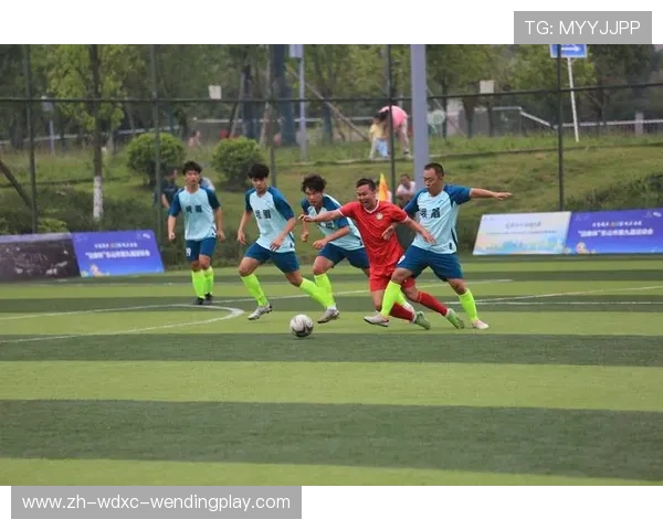 足球训练中的个体技术提升与团队战术配合